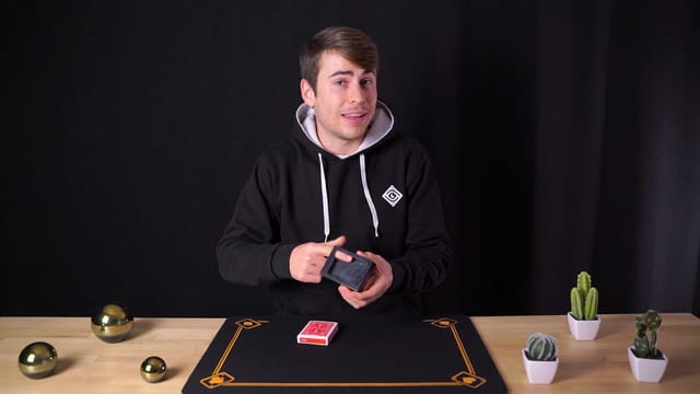 Vanishing Deck Illusion